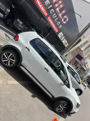 VOLKSWAGEN-FOX-1.6 MSI TOTAL FLEX XTREME 4P MANUAL VOLKSWAGEN-FOX-2019