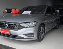 VOLKSWAGEN JETTA 1.4 250 TSI TOTAL FLEX R-LINE TIPTRONIC VOLKSWAGEN JETTA 1.4 250 TSI TOTAL FLEX R-LINE TIPTRONIC