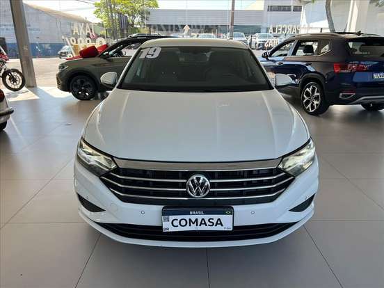 VOLKSWAGEN-JETTA-2019