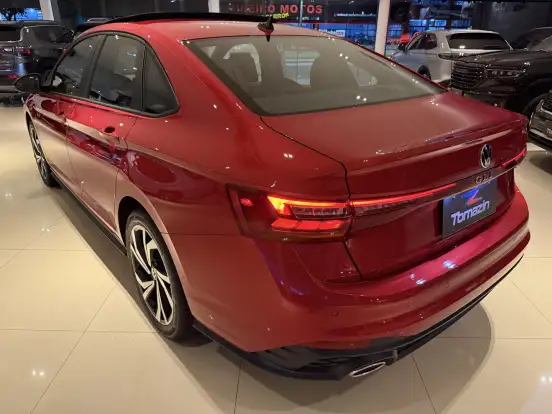 VOLKSWAGEN-JETTA-2025