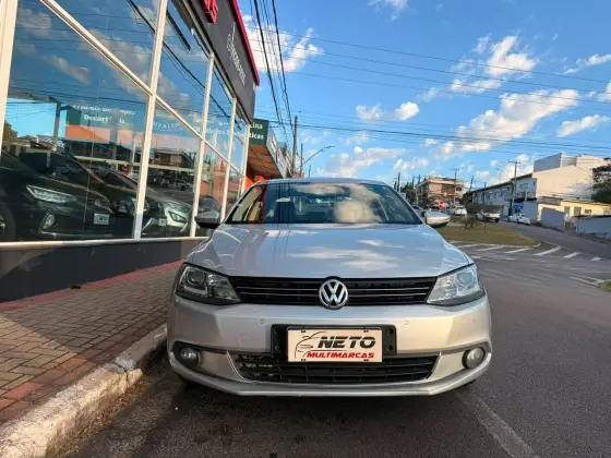 VOLKSWAGEN JETTA 2.0 TSI HIGHLINE 211CV GASOLINA 4P TIPTRONIC
