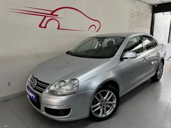 VOLKSWAGEN JETTA 2.5 I 20V 170CV GASOLINA 4P TIPTRONIC VOLKSWAGEN JETTA 2.5 I 20V 170CV GASOLINA 4P TIPTRONIC