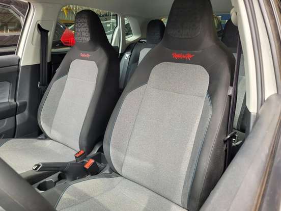 VOLKSWAGEN-POLO-2024
