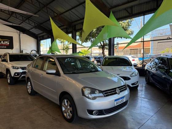 VOLKSWAGEN POLO SEDAN 1.6 MI COMFORTLINE 8V FLEX 4P AUTOMATIZADO