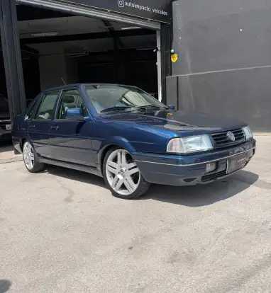 VOLKSWAGEN-SANTANA-1996
