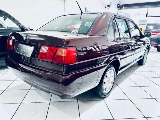 VOLKSWAGEN-SANTANA-2.0 MI 8V GASOLINA 4P MANUAL VOLKSWAGEN-SANTANA-2000