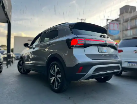 VOLKSWAGEN-T-CROSS-2024