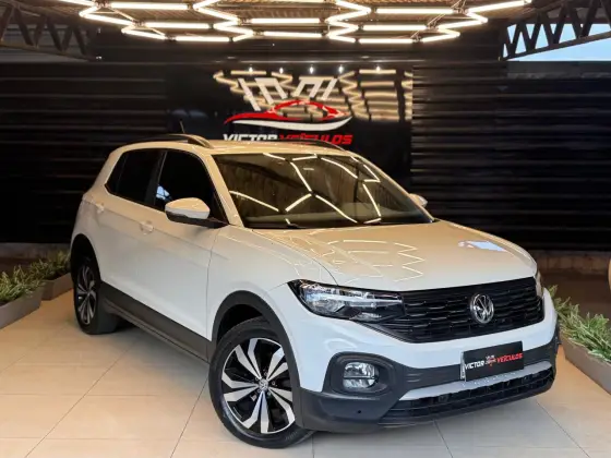VOLKSWAGEN T-CROSS 1.0 200 TSI TOTAL FLEX AUTOMÁTICO