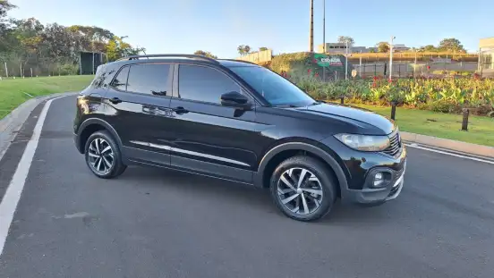 VOLKSWAGEN-T-CROSS-2021