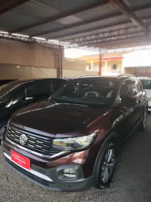 VOLKSWAGEN-T-CROSS-2019