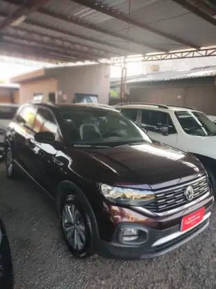 VOLKSWAGEN-T-CROSS-2019