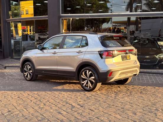 VOLKSWAGEN-T-CROSS-2025