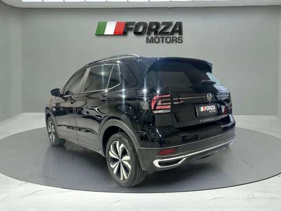 VOLKSWAGEN-T-CROSS-2023