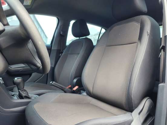 VOLKSWAGEN-T-CROSS-2021