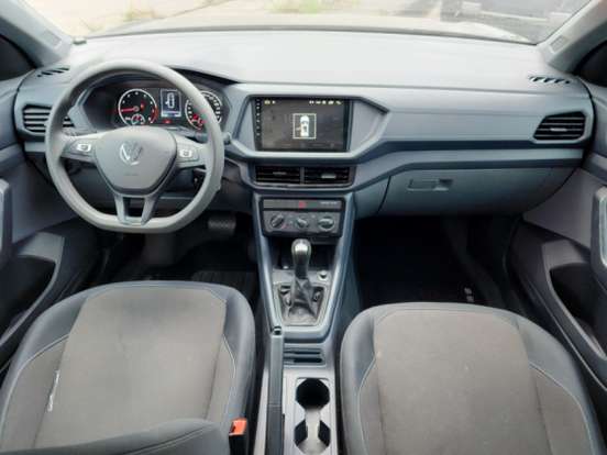 VOLKSWAGEN-T-CROSS-2021