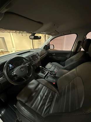 VOLKSWAGEN-AMAROK-2021