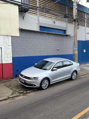 VOLKSWAGEN-JETTA-2.0 TSI HIGHLINE 211CV GASOLINA 4P TIPTRONIC VOLKSWAGEN-JETTA-2014