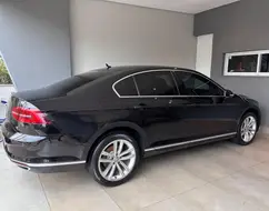 VOLKSWAGEN PASSAT 2.0 16V TSI BLUEMOTION GASOLINA HIGHLINE 4P DSG VOLKSWAGEN PASSAT 2.0 16V TSI BLUEMOTION GASOLINA HIGHLINE 4P DSG