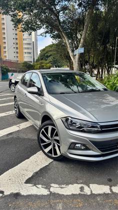 VOLKSWAGEN POLO 1.0 200 TSI HIGHLINE AUTOMÁTICO