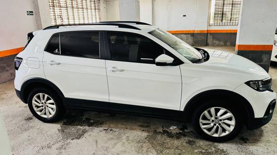VOLKSWAGEN T-CROSS 1.0 200 TSI TOTAL FLEX SENSE AUTOMÁTICO