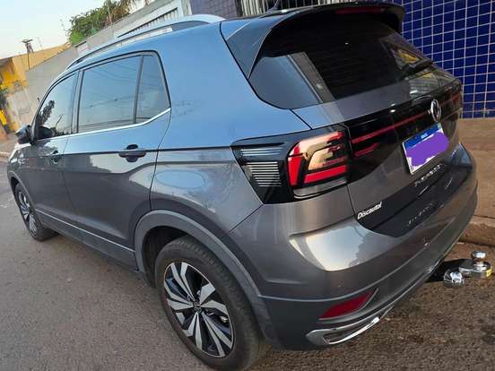 VOLKSWAGEN-T-CROSS-1.4 250 TSI TOTAL FLEX HIGHLINE AUTOMÁTICO VOLKSWAGEN-T-CROSS-2023