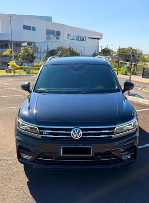 VOLKSWAGEN-TIGUAN-2019