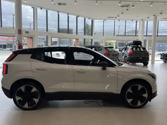 VOLVO-EX30-51 KW ELÉTRICO PLUS VOLVO-EX30-2026