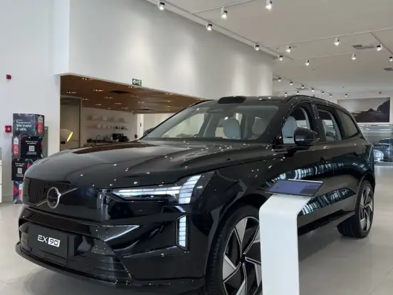 VOLVO-EX90-P8 RECHARGE TWIN ELECTRIC PERFORMANCE ULTRA AWD VOLVO-EX90-2025