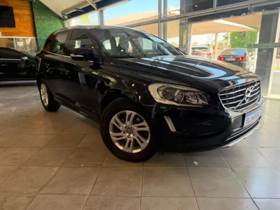 VOLVO XC60 2.0 T5 KINETIC GASOLINA 4P AUTOMÁTICO
