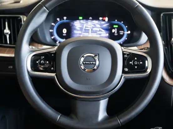 VOLVO-XC60-2.0 T8 RECHARGE ULTIMATE AWD GEARTRONIC VOLVO-XC60-2023