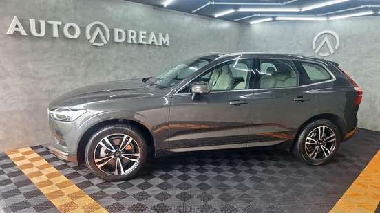 VOLVO-XC60-2019