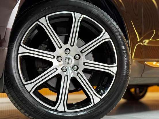 VOLVO-XC60-2.0 T5 GASOLINA INSCRIPTION AWD GEARTRONIC VOLVO-XC60-2018