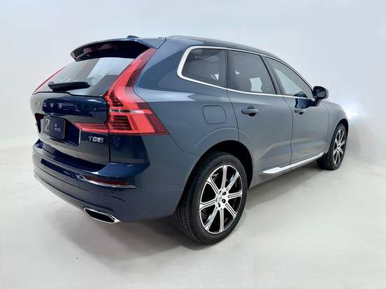VOLVO-XC60-2018