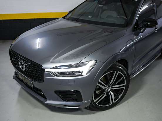 VOLVO-XC60-2.0 T8 HYBRID R-DESIGN AWD GEARTRONIC VOLVO-XC60-2021