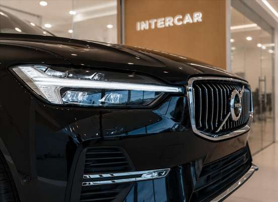 VOLVO-XC60-2025