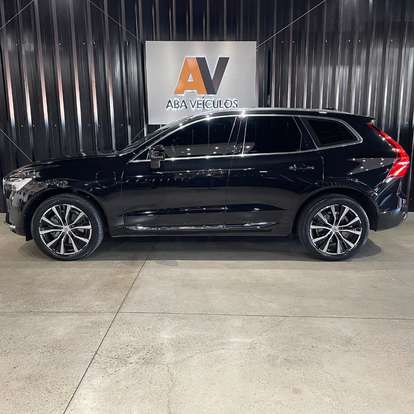 VOLVO-XC60-2022