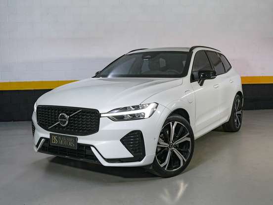 VOLVO-XC60-2022