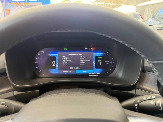 VOLVO XC40 P8 RECHARGE TWIN ELECTRIC ULTIMATE AWD