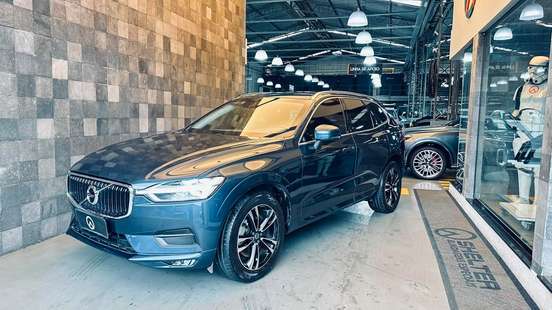 VOLVO-XC60-2019