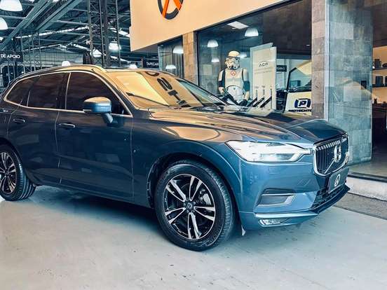 VOLVO-XC60-2.0 D5 DIESEL MOMENTUM AWD GEARTRONIC VOLVO-XC60-2019