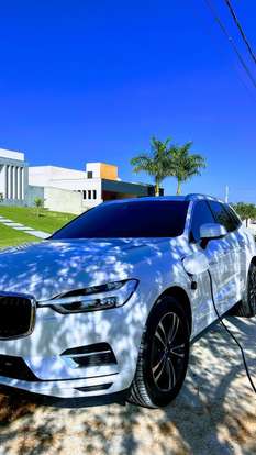 VOLVO-XC60-2.0 T8 HYBRID MOMENTUM AWD GEARTRONIC VOLVO-XC60-2020