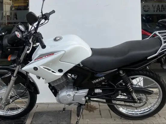 YAMAHA-FACTOR YBR 125 K1 YAMAHA-FACTOR YBR 125 K1-2015