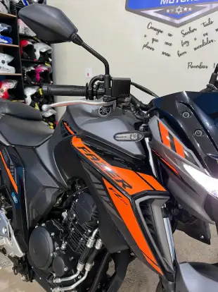 YAMAHA-FZ25 FAZER CONNECTED ABS-2025