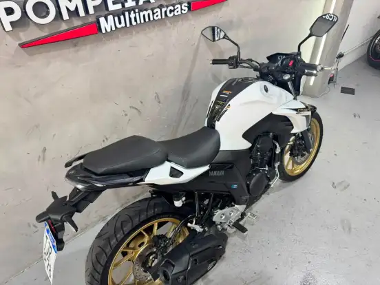 YAMAHA-FZ25 FAZER CONNECTED ABS-2025