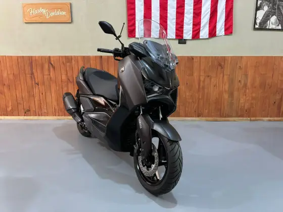 YAMAHA XMAX 300 CONNECTED ABS YAMAHA XMAX 300 CONNECTED ABS