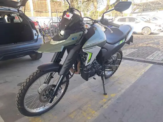 YAMAHA XTZ 250 LANDER CONNECTED YAMAHA XTZ 250 LANDER CONNECTED