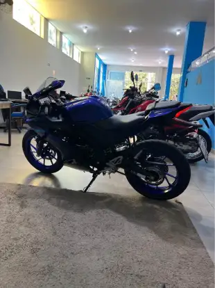 YAMAHA-YZF R15 YAMAHA-YZF R15-2025