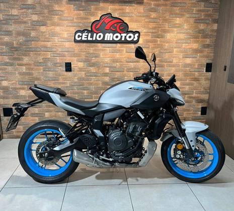 YAMAHA MT-07 CONNECTED ABS 