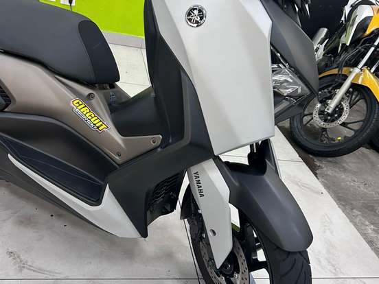 YAMAHA-XMAX 250 CONNECTED ABS YAMAHA-XMAX 250 CONNECTED ABS-2025