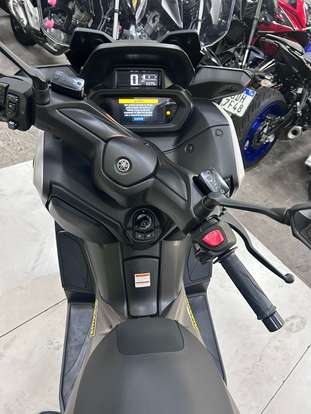 YAMAHA-XMAX 250 CONNECTED ABS-2025